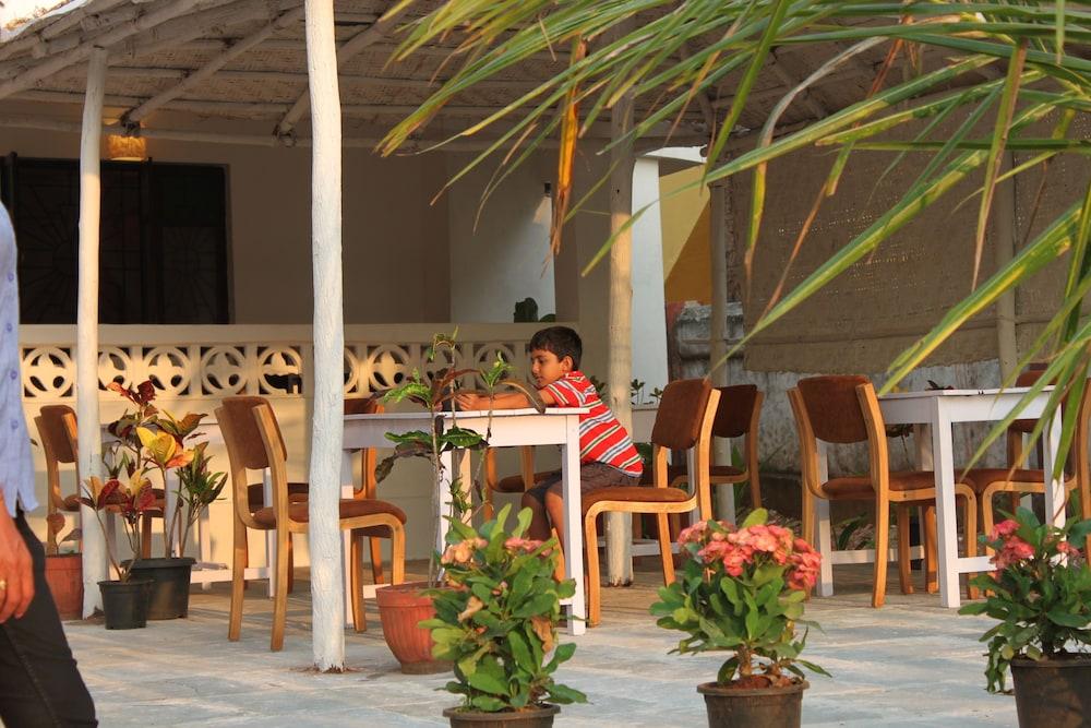 Ocean View Goan Beach House Calangute Kültér fotó